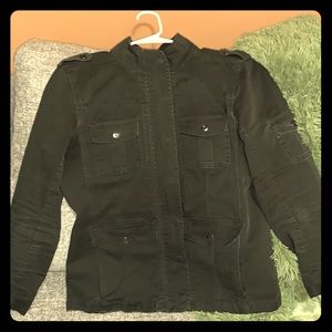 Women’s green utility jacket